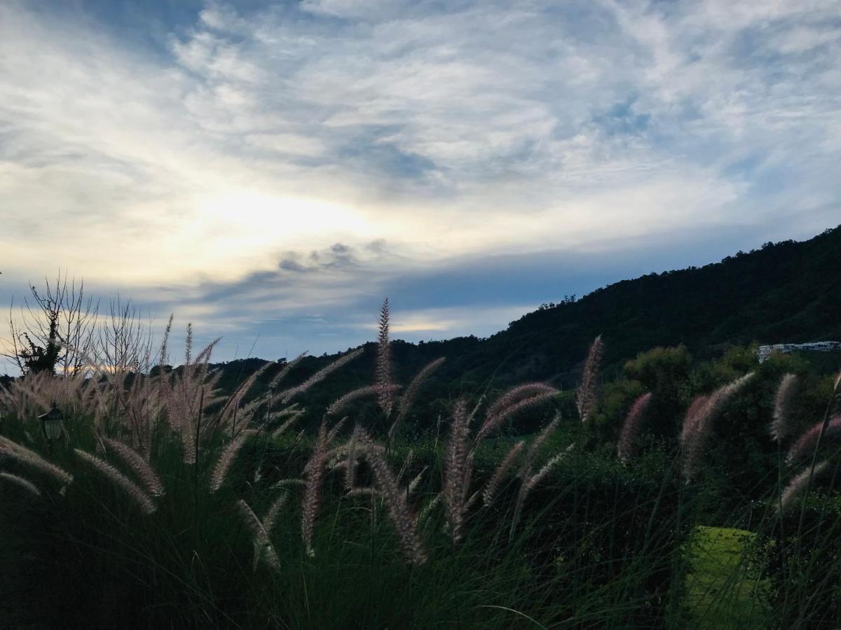 Appartamento The Castell Khao Kho At Bluesky By Tanten Campson Esterno foto